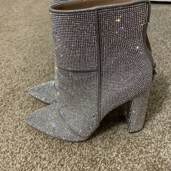 Noticed-R Rhinestones Booties - Picture 2 of 7